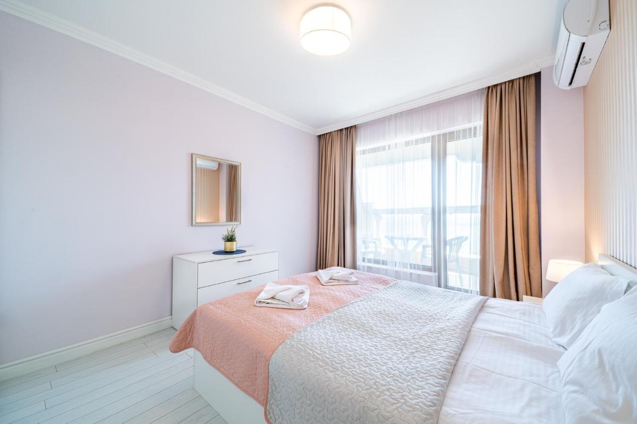 גולדן סנדס La Mer Luxury Apartments מראה חיצוני תמונה