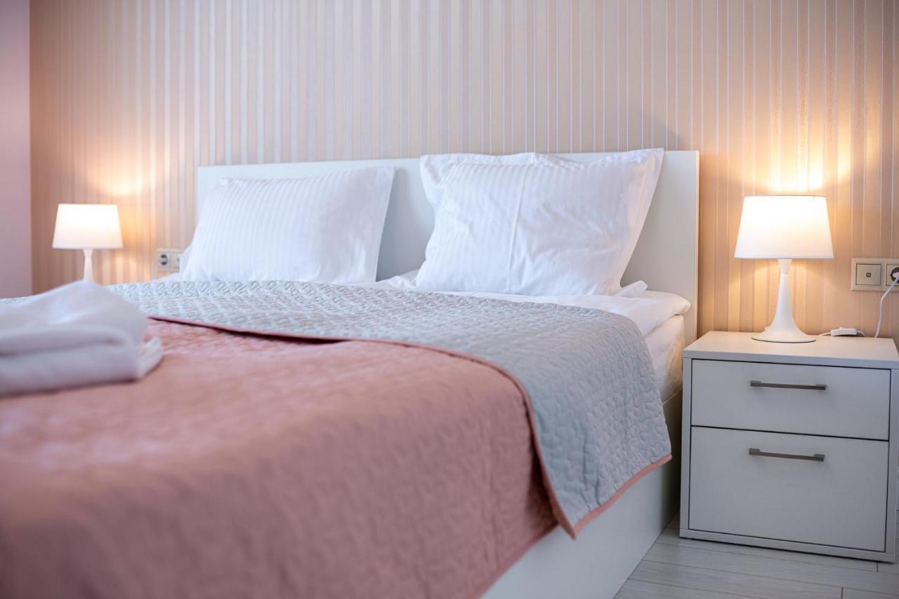 גולדן סנדס La Mer Luxury Apartments מראה חיצוני תמונה