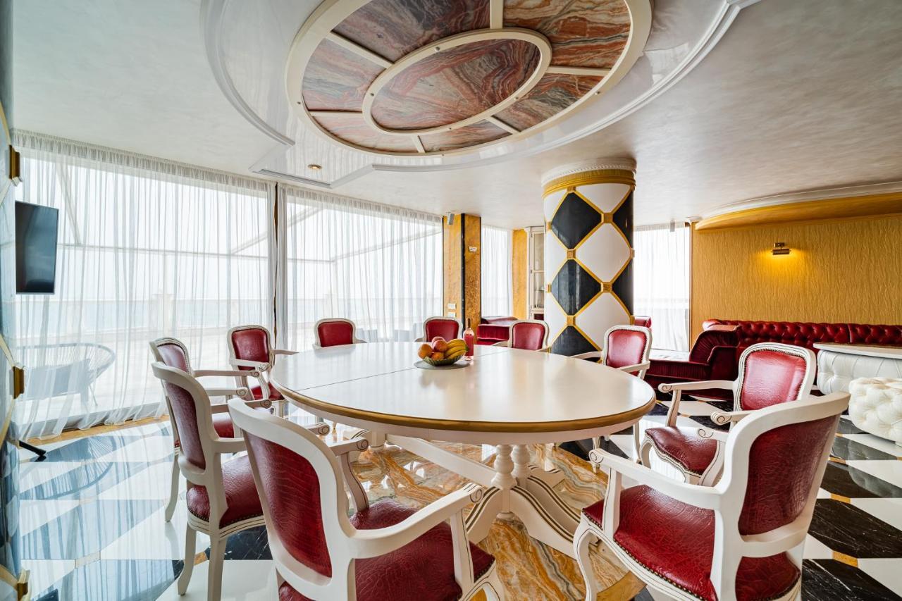 גולדן סנדס La Mer Luxury Apartments מראה חיצוני תמונה