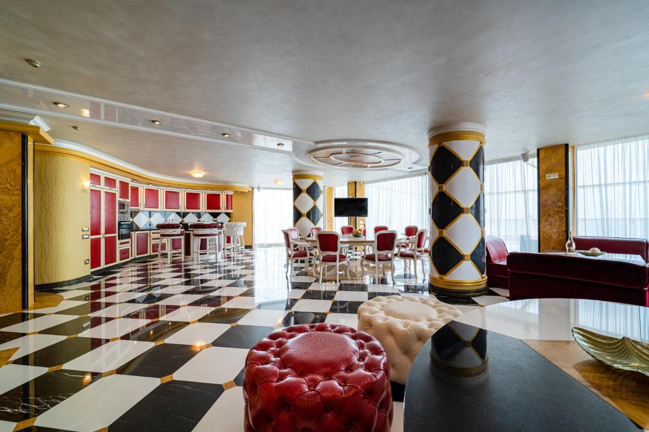 גולדן סנדס La Mer Luxury Apartments מראה חיצוני תמונה